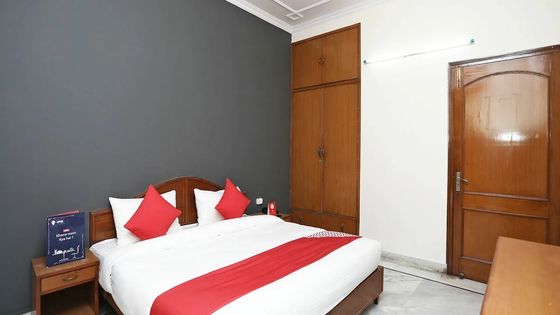 Oyo 14408 Corple Stays غورغاون